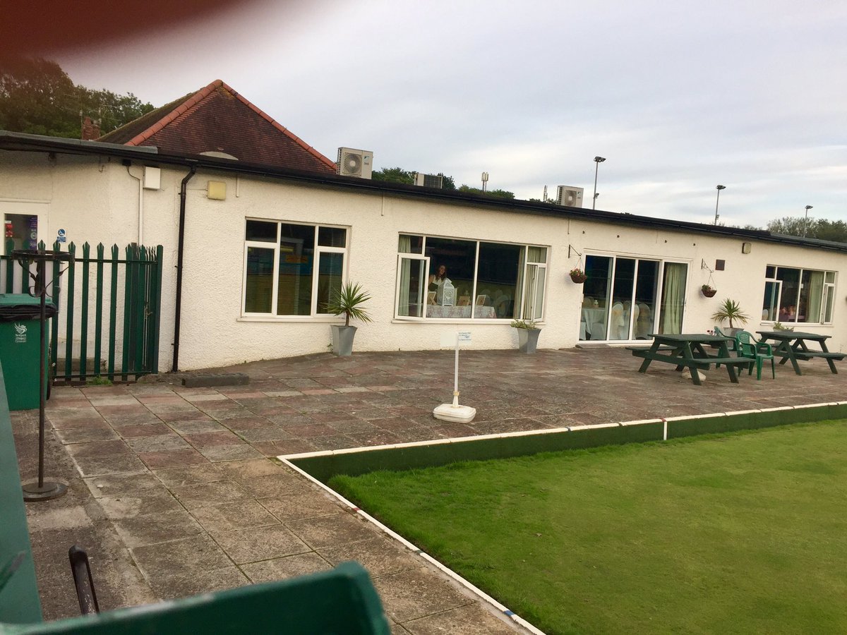 ASKEntertain's tweet photo. Setting up for tonight's gig. All welcome @TheKrystalMills #WhiteheadsSportsSocialClub #Bassaleg https://t.co/EBTQcWgQai