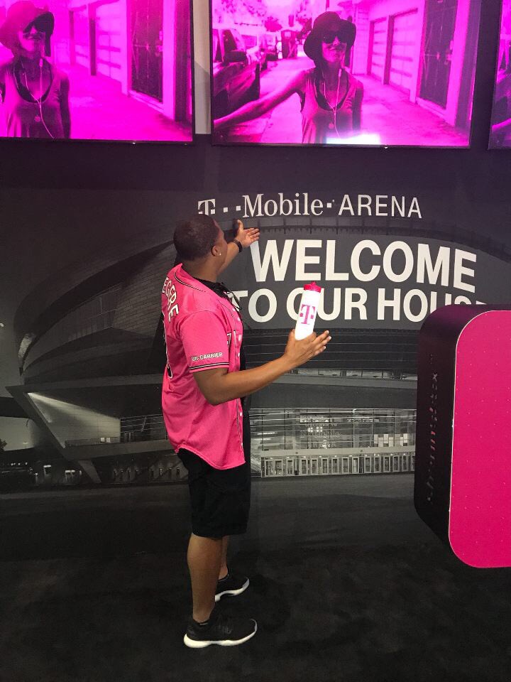 TmobileHTXSE's tweet photo. Our #HTXSE Almeda Genoa Associate dodging #HurricaneHarvey and visiting @TMobileArena with @JohnLegere on his back! Way to represent! https://t.co/TAG9nhmt8i