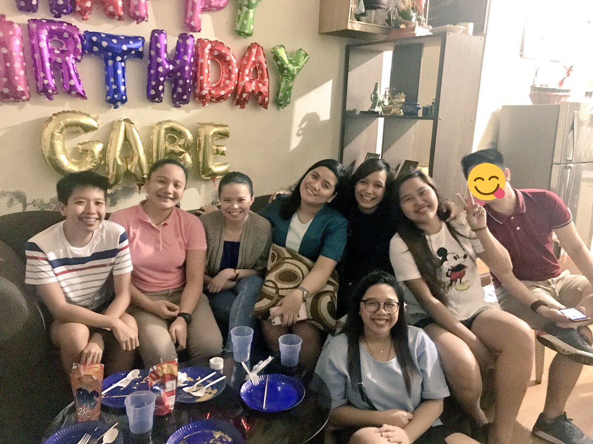 kaibalilla's tweet photo. My girlfriends since 2009 ❤️

@meciriaco @sarahibay #Aleng @tiinserrano @GenevivGonzaga @bulanteRAE 

Thank you for tonight! #highschool https://t.co/wXmjhNy6yN
