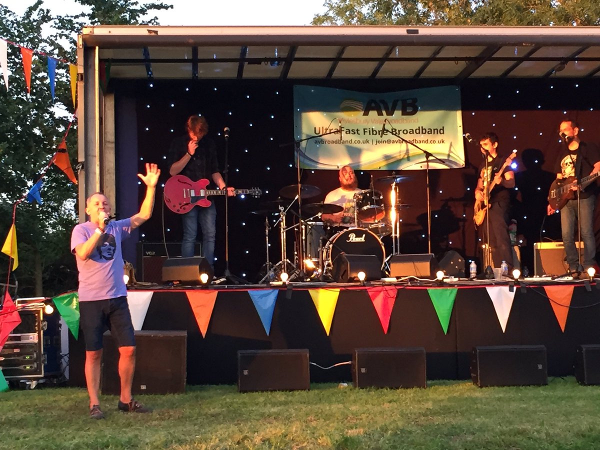 Teamjeanius love rocking with the Fabulators! <a href="/liveevolution/">evolution</a>