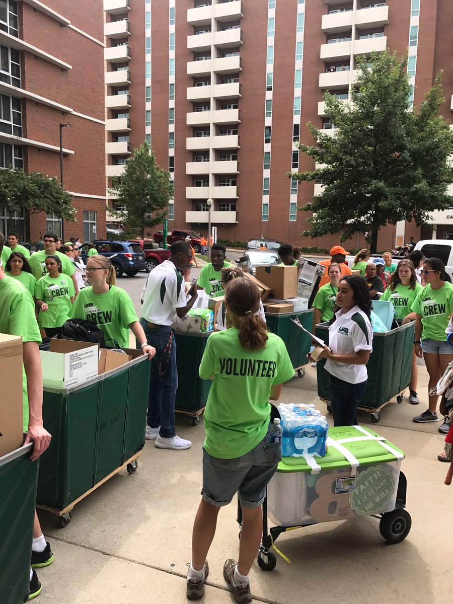 UABNews's tweet photo. Welcome Home #UAB2021! π²π‘#BlazerMoveIn https://t.co/Xc7Wo2o4mN