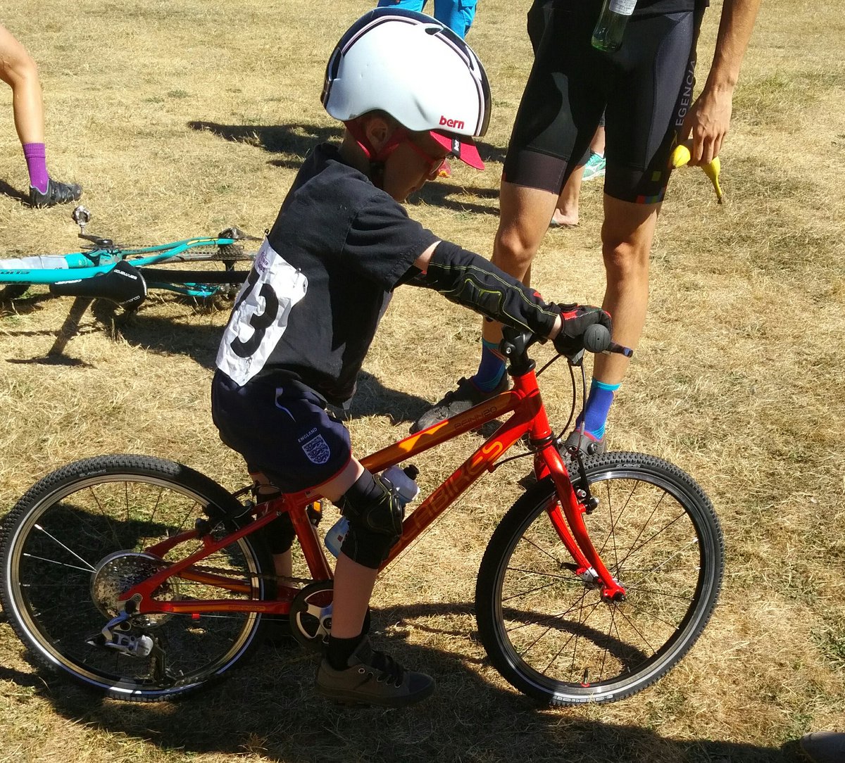 WomenCX's tweet photo. @Islabikes #crossishere https://t.co/kaOvsxkmlX