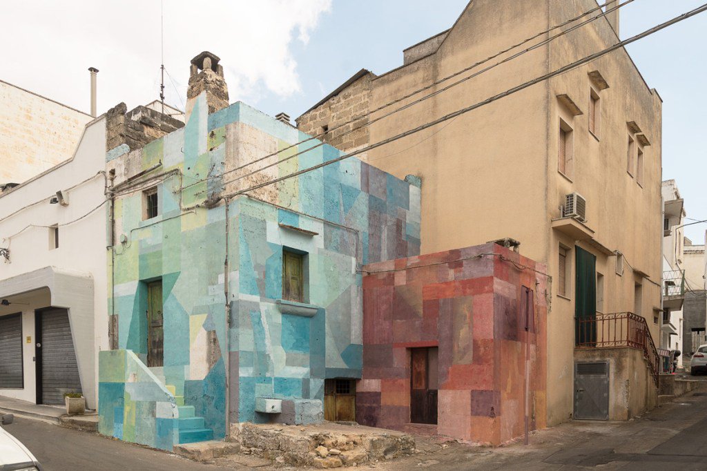 FranCacirano's tweet photo. Nelio for Viavai Project 2017 #nelio #streetart #viavaiproject https://t.co/O778BJFP7I https://t.co/EVbMJiFXz6