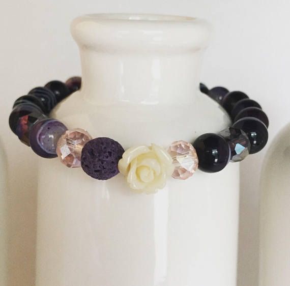 LiveHealthy1385's tweet photo. 🌸🌱🌺Now available🌸🌱🌺
https://t.co/ODQExC0QFh
Essential Oil Lava Stone- Made from Volcanic Lava Rock⠀
#EssentialOils #Bracelets https://t.co/h6vfjxjMIr