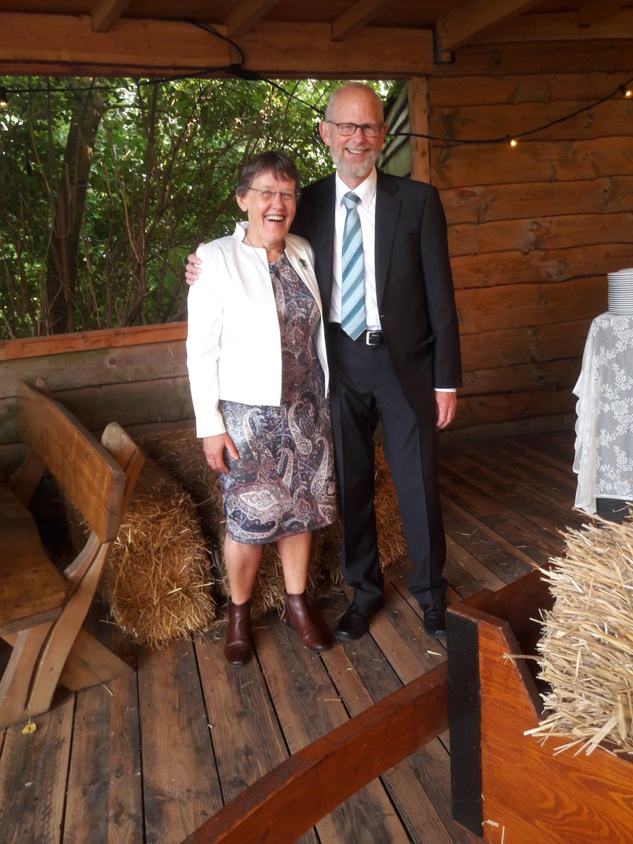 Iemand heeft ons op de foto gezet :-) #40jaargetrouwd