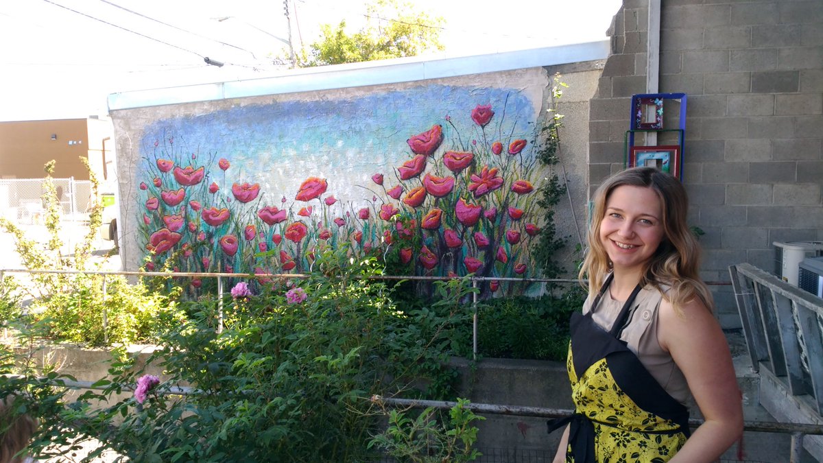 VisitLeduc's tweet image. Did you know @MainStreetLeduc has murals? Crystal at Black Gold Gallery &amp;amp; Frame shows us the one she painted #leduc #artwall