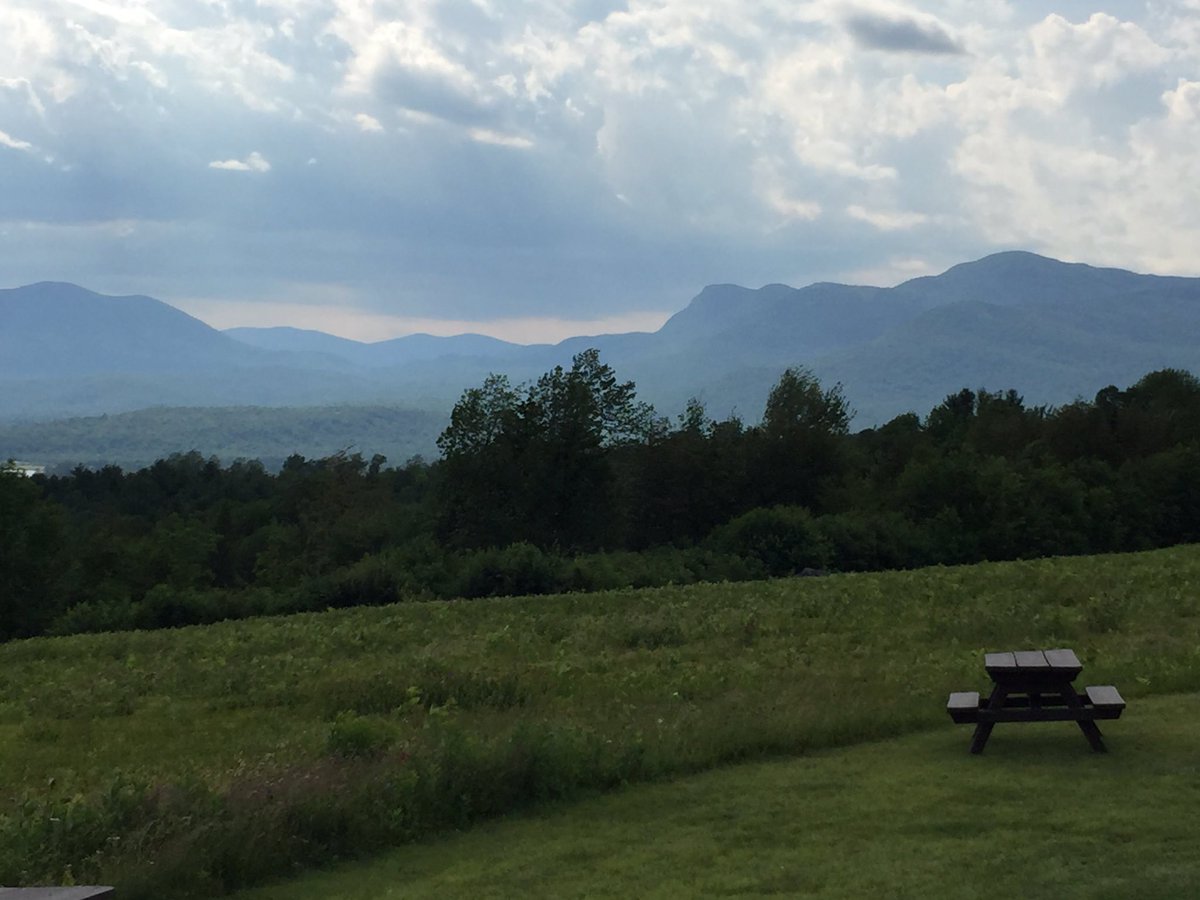 DianeChr's tweet photo. Missing Maine. #mtblue #centerhill #weldmaine https://t.co/mMUypOZJ1z