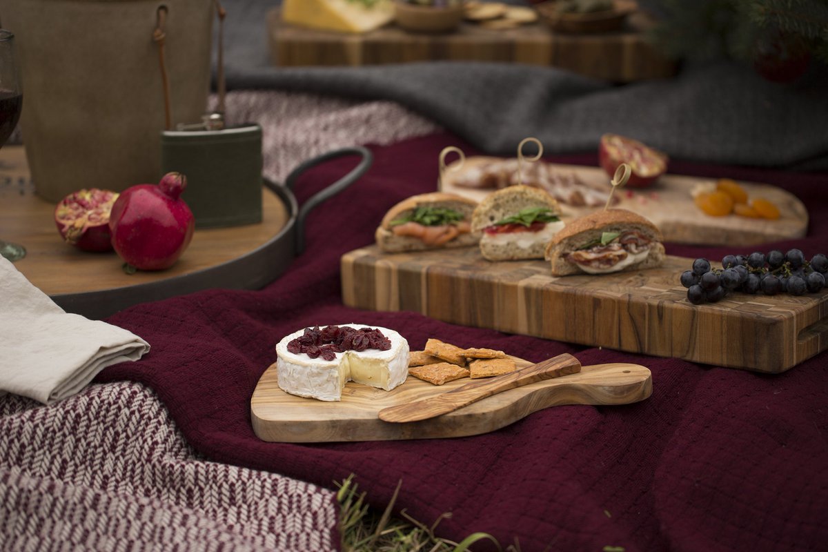 bambeco's tweet photo. Save 60% off sitewide during our Welcome to Fall Sale with the promo code NATURE60. https://t.co/xWMIu6Qft5 https://t.co/4De9Q4yicw