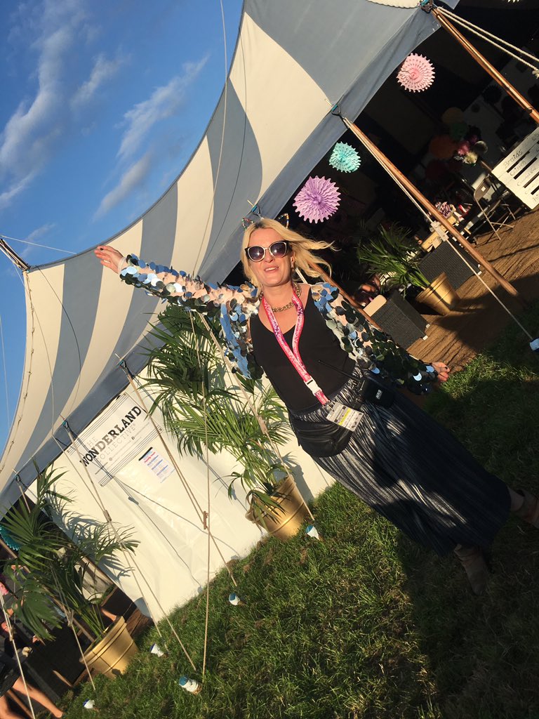 mindsetjunkie25's tweet photo. @KateMckenzieKMC beautiful birthday girl @creamfields #CreamfieldsTwenty love you!!! https://t.co/ljW4Evuxm2