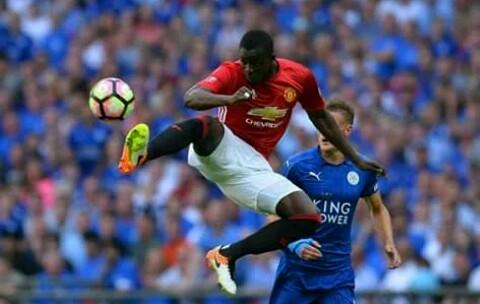 FumboJunior's tweet photo. Vile #MUFC na #SimbaDaima tunaingia TL https://t.co/eitM3ioMT4