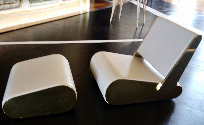 Blog_da_Ro's tweet photo. Armchair de Beers. Estudio Ronald Sasson. #ProjetoRaiz #raizproject #DesignBrasil em #Roma https://t.co/7L8CdORTfk https://t.co/MPc0EV7zy9
