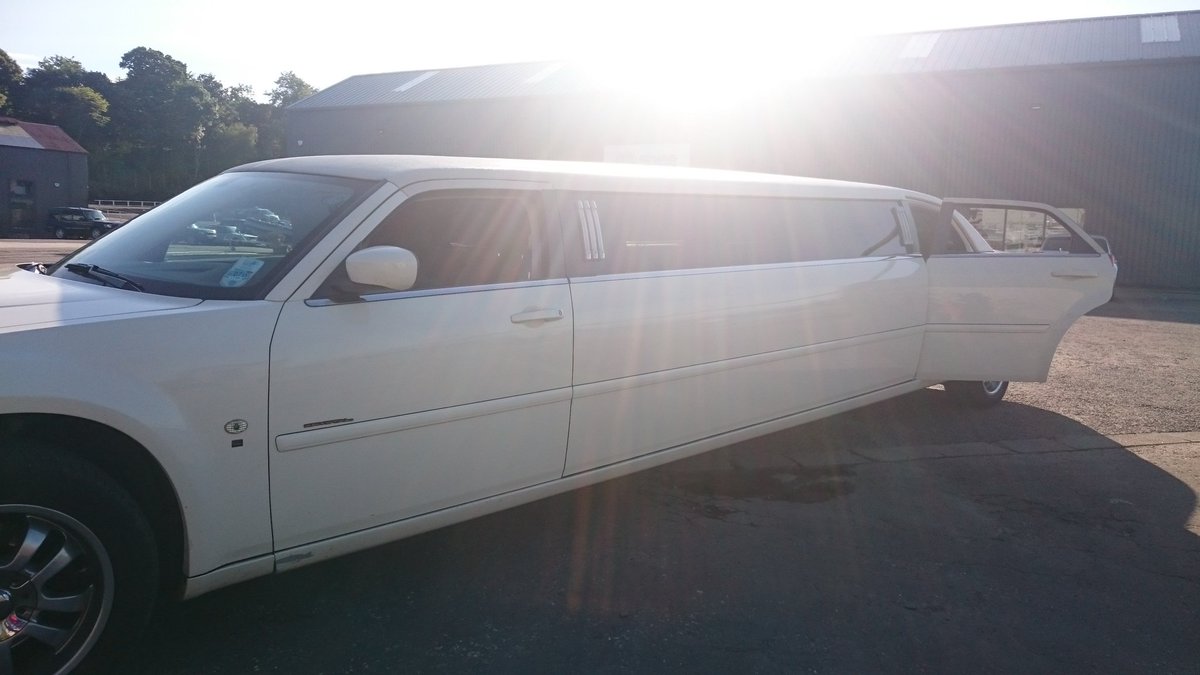 tlee2909's tweet photo. Arriving in style!#40yearsofhel https://t.co/BGoxtBCHuJ