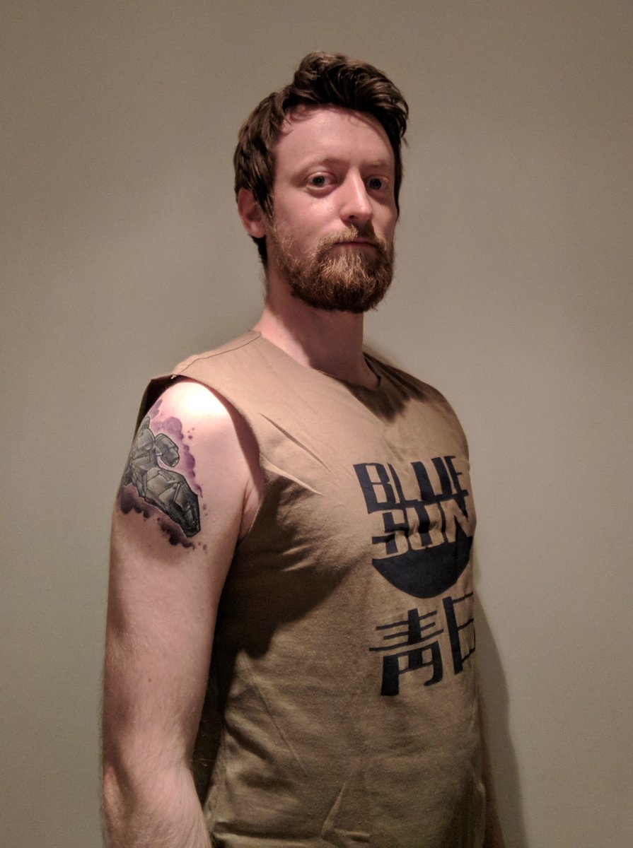 Excludos's tweet photo. @lootcrate Shirt in the latest #cargocrate looking sexy as hell! Thank you for the consistently high quality content. https://t.co/HuAFlxqMeP