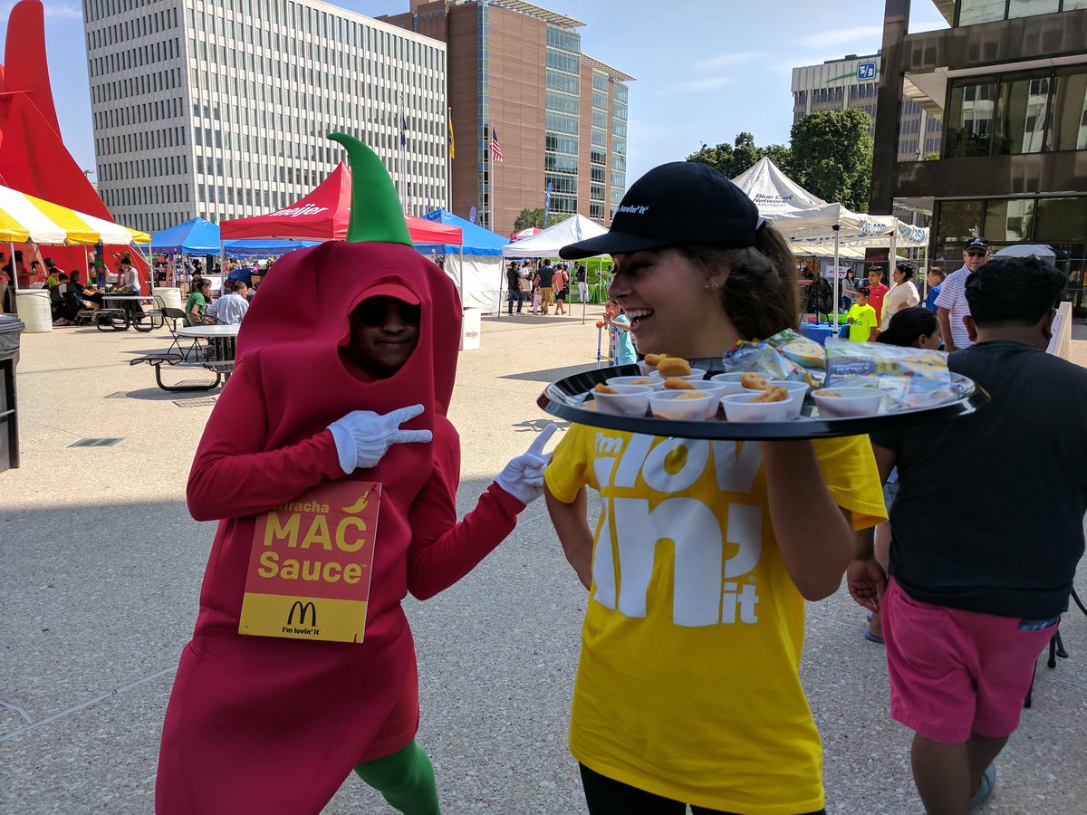 OreoClones2012's tweet photo. Having fun with #MichTeam at the Hispanic festival in Grand Rapids! https://t.co/umxQIabB0q