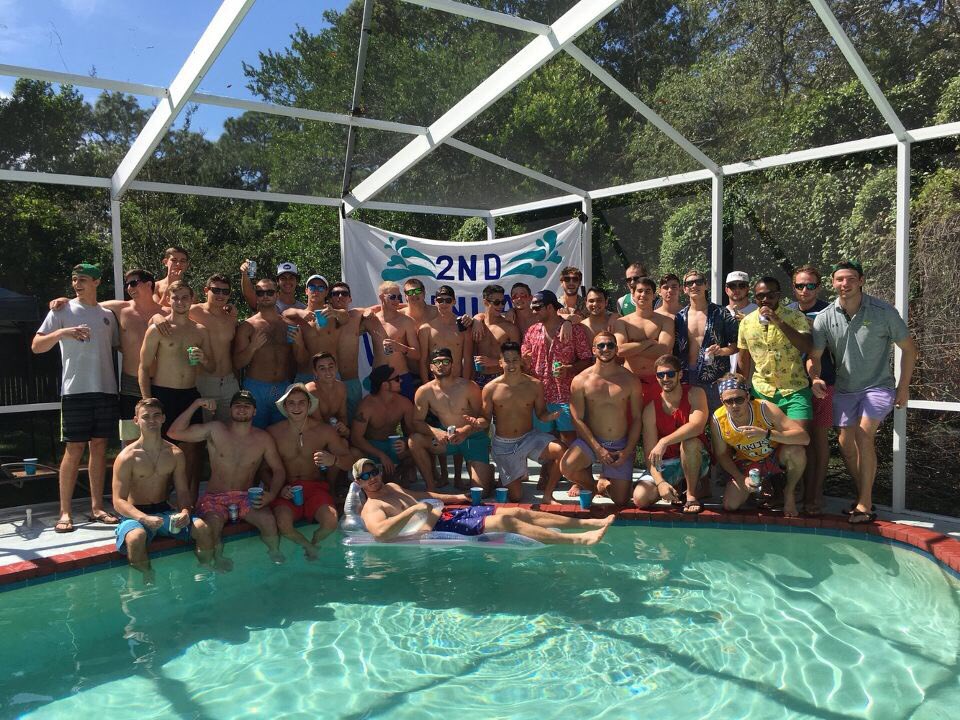 masta_basting's tweet photo. Happy Founders day to these assholes I call my friends #RushVerdandi2017 https://t.co/Y37BMaxuq6