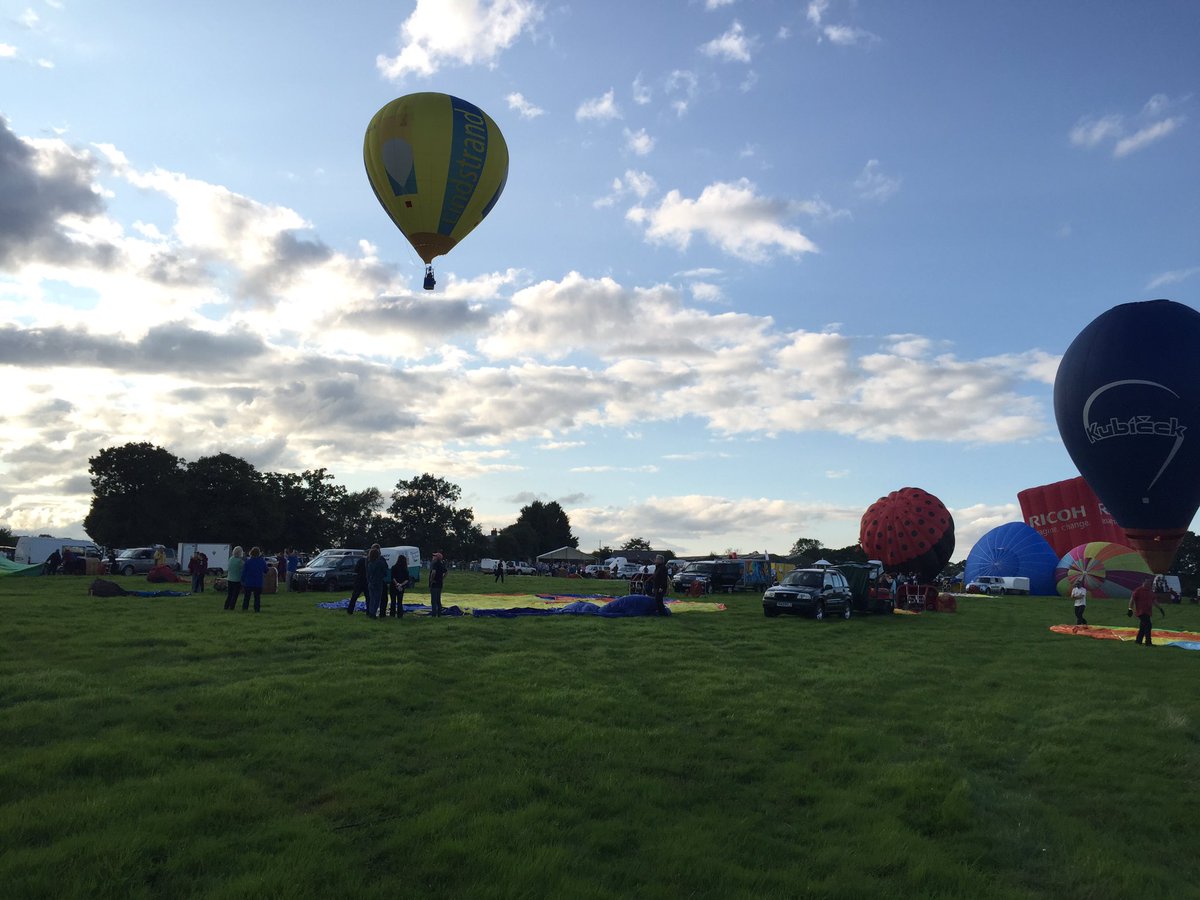 Joe-Balloon Club UK tweet media