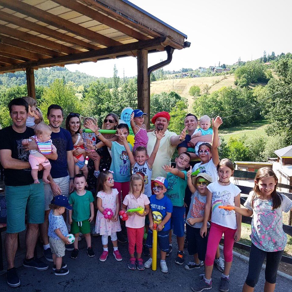 APIknowsIT's tweet photo. #APKids rule! #GrowingTogether #APFamilyDay https://t.co/tb0PcIF9mi