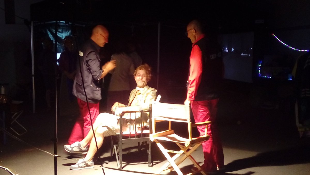 LAutoStudio's tweet image. Dernier tournage nocturne avec un cloclo un peu fatigué ! #aurillac2017