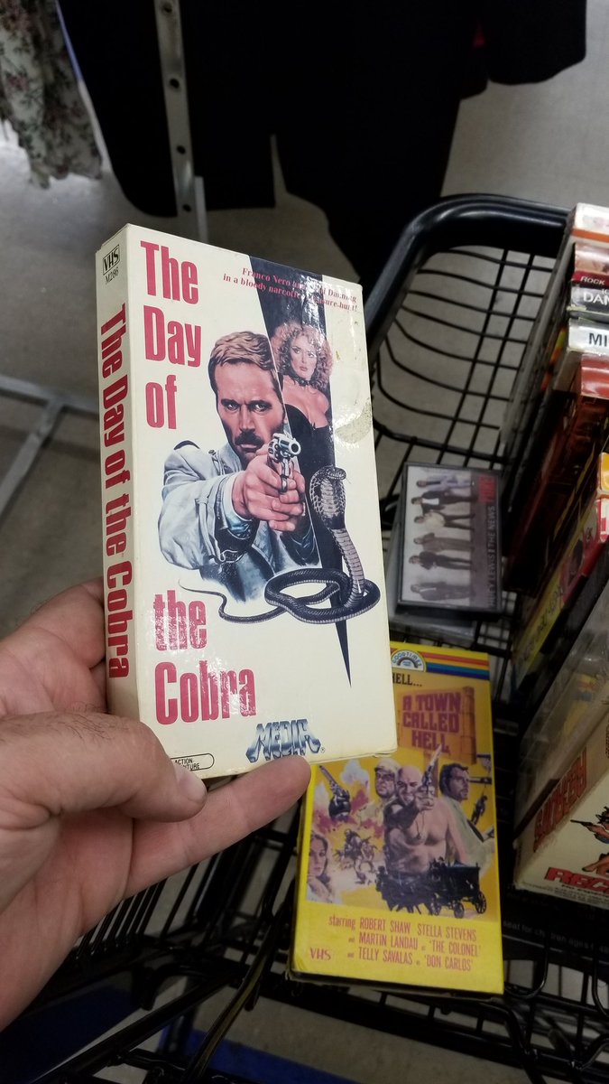 nastyvhscoin's tweet photo. The cover atleast looks amazing!!
#vhs #vhsaddict #tapelove #vhslove #vhslover #vhsparty #vhswhore #videohomesystem #vhsslut #mediadork https://t.co/CWfzubs0YF
