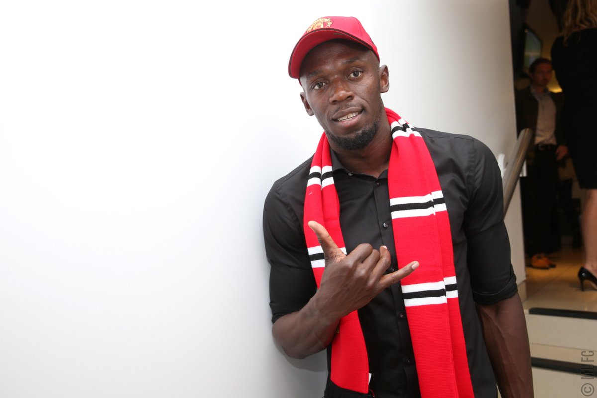 ManUtd's tweet photo. Enjoy that, @UsainBolt? 🤙 #MUFC https://t.co/r5RXn2sCLj