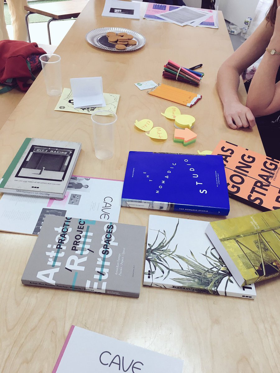 sculptureartman's tweet photo. Ace crit &amp; workshop day today at the wonderful @Turf_Projects discussing artist-led activity &amp; practice 🙌🏼 #ARTISTLEDHOT100 🌱 https://t.co/6FADlBNlwO