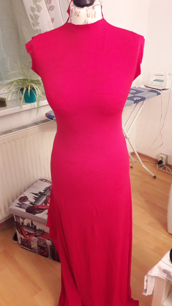 SeraphLife's tweet photo. First #miraculousladybug cosplay progress~

"Well my lady, do you love my tail? 😙🙄"
"Geez. Common, Chat! We are late!" https://t.co/CQh1OG8Hjs