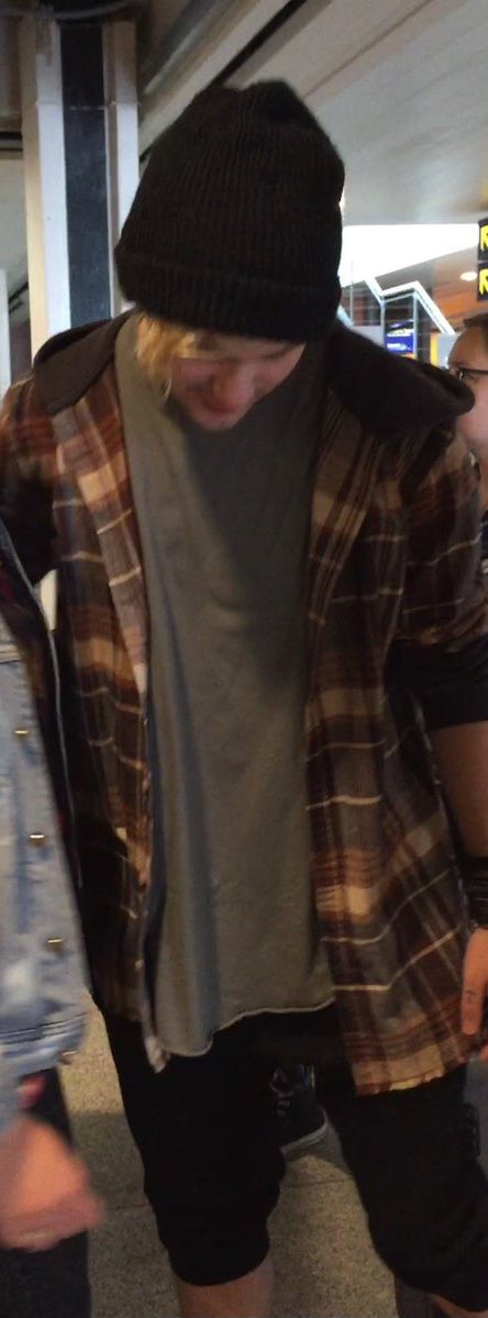 bffjeongguk's tweet image. he looks so cozy &amp;amp; cuddly my heart is actually melting