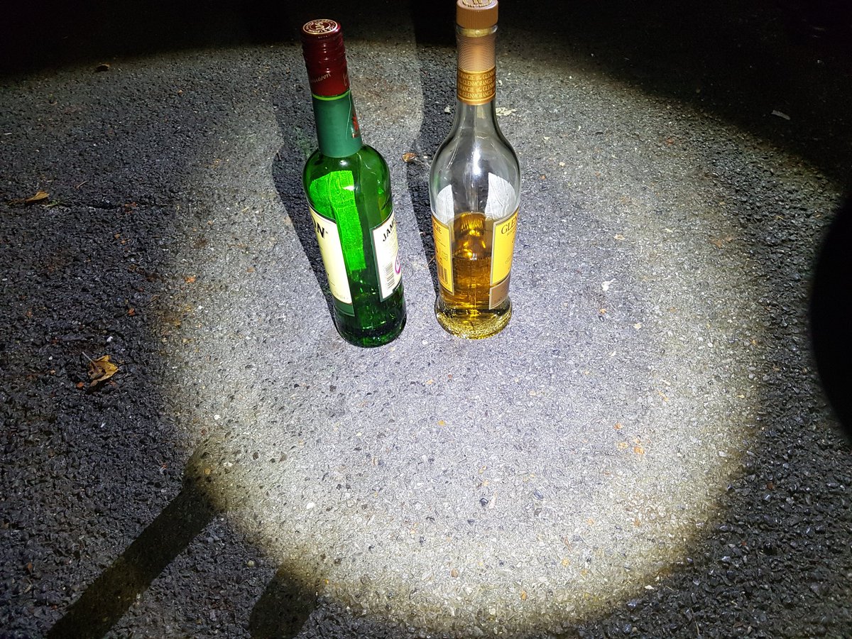 MPSNorwoodGreen's tweet photo. group of 11 just lost their drink #wolfefields #Norwoodgreen https://t.co/RsrCDHTm1g
