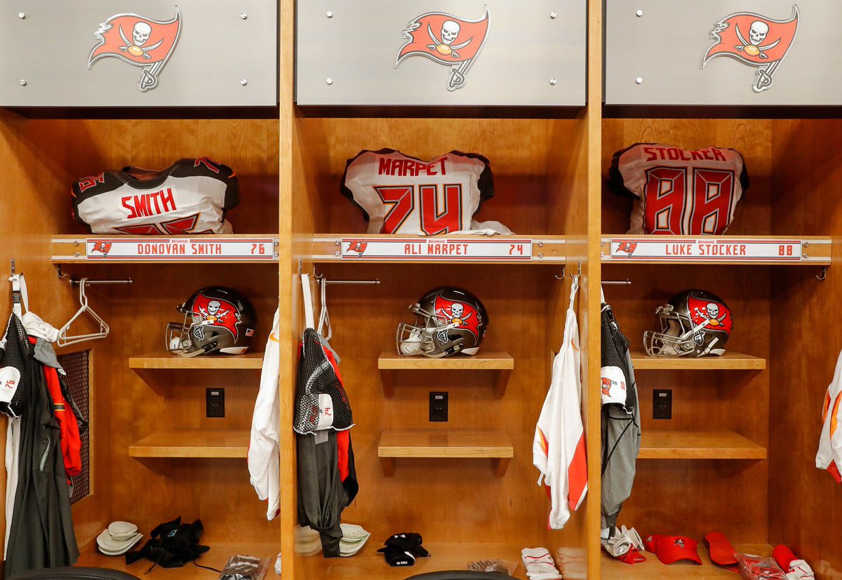 Buccaneers's tweet photo. New locker room stocked! 💯

#CLEvsTB #SiegetheDay https://t.co/RyxrMX3u2H