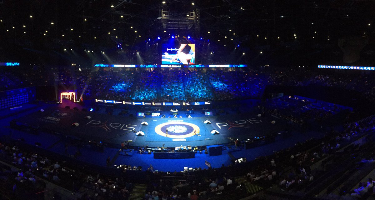 #ParisLutte2017 
Les Championnats du Monde <a href="/Parislutte2017/">ParisLutte2017</a> sont officiellement clos par le président de la <a href="/wrestling/">United World Wrestling</a> Nenad Lalovic !