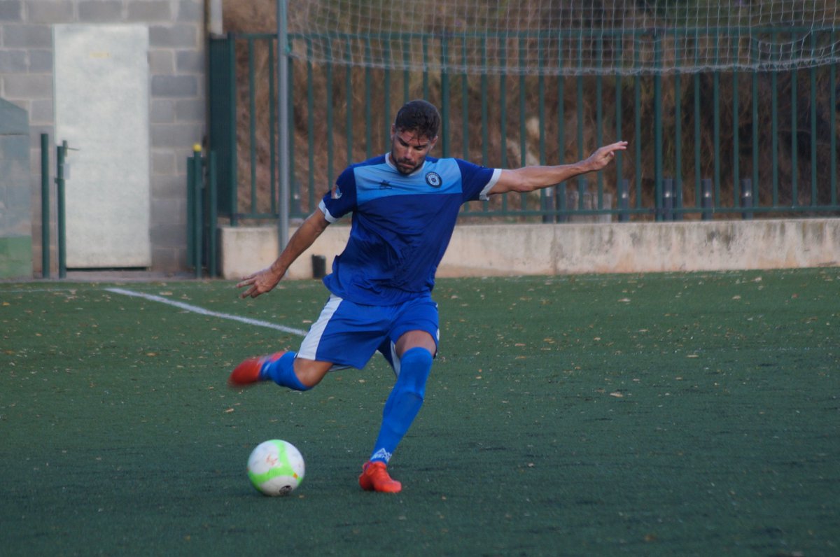 FEMontgat's tweet photo. Las imágenes que nos ha dejado el partido ante la @udvistaalegre (2-1):  https://t.co/YpYfqUvUgy | Fotos @m_exposito93 #2cat2 #SienteHermes https://t.co/YMWFHW6vF7