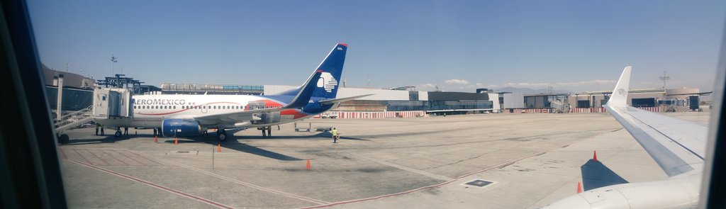 NativeTravel_'s tweet photo. Glad to see #Tijuana #Airport getting a complete make up treatment. @aeropuertosGAP #Mexico #AVGeek #Aviation https://t.co/V1ndGZFnTg