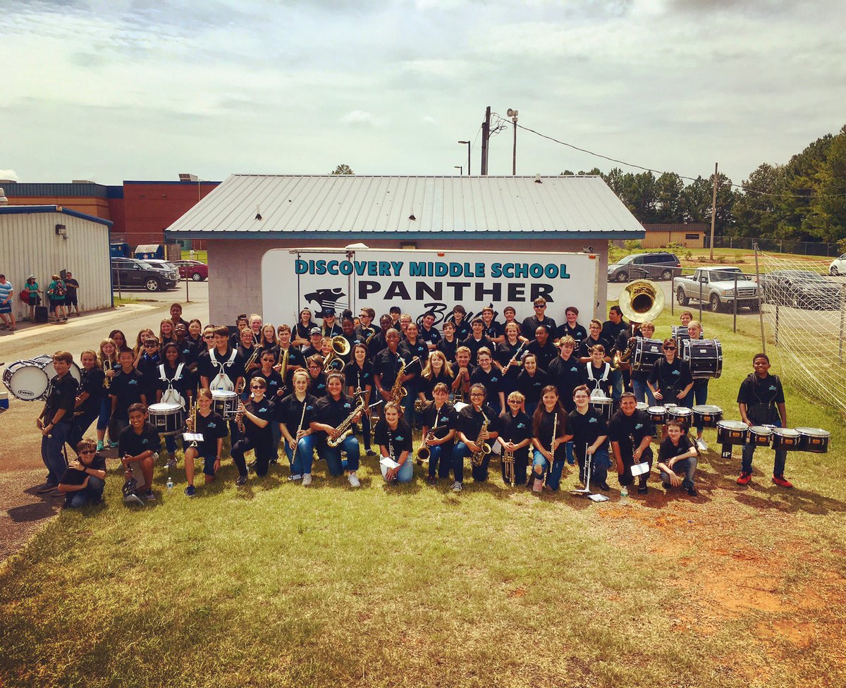 Jenneymerritt's tweet image. Proud of my DMS Band kiddos and I LOVED seeing the DMS Alumni from @BobJonesHSBand - Great game, great cookout, great people! #MCSconnect 🎶🐾