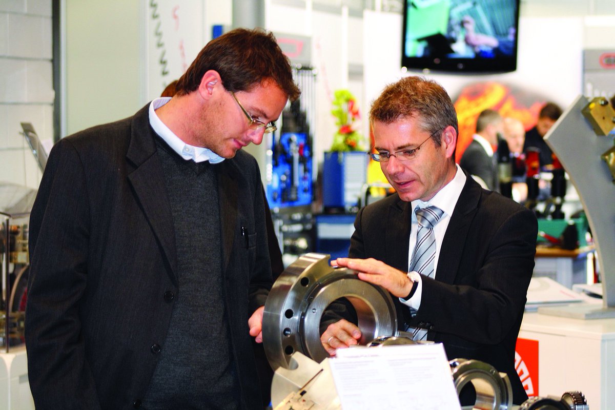 CEExport's tweet image. IBDM to CZ SK AT with #FORINDUSTRY PRAGUE &amp;amp; #INTERTOOL &amp;amp; #SMARTAUTOMATIONAUSTRIA VIENNA &amp;amp;
 #SCIENCERESEARCHINNOVATION BRNO May 14 – 18, 2018