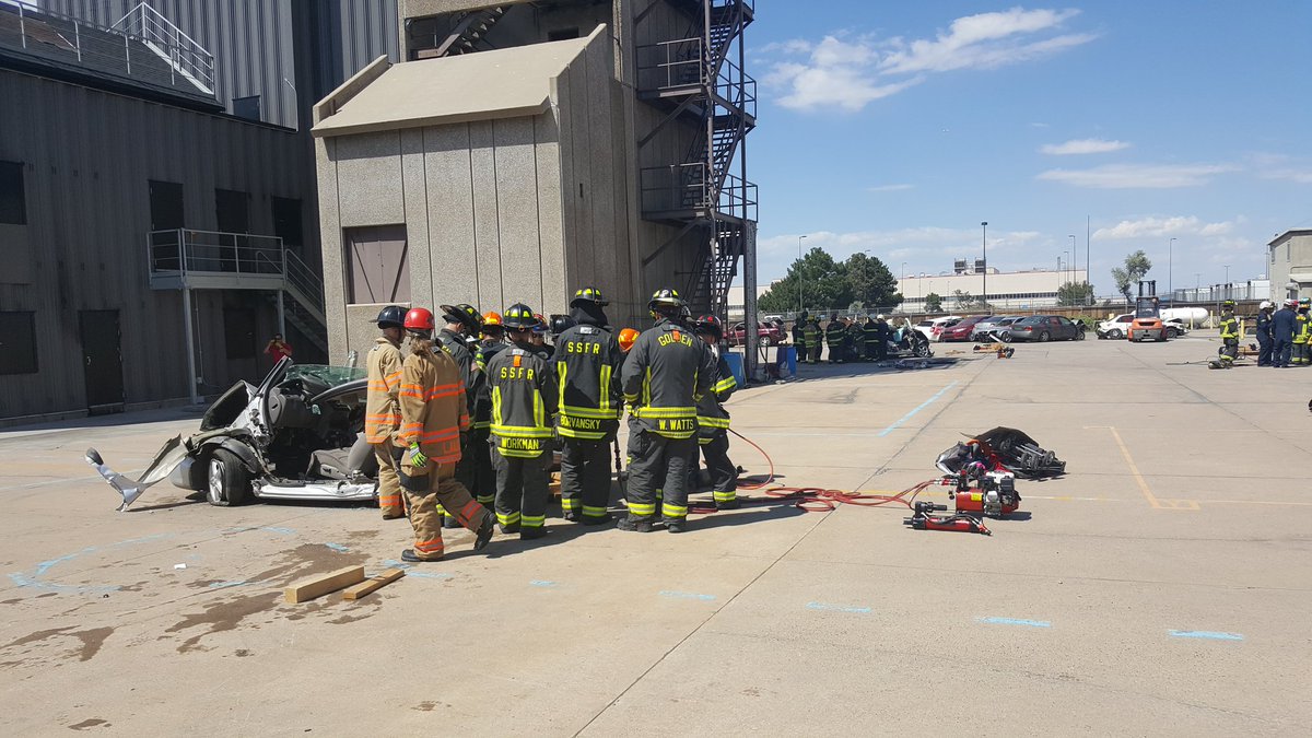 Denver_Fire's tweet image. Denver Fire Auto X Class draws firefighters from surrounding departments to help hone their skills in auto extrication.