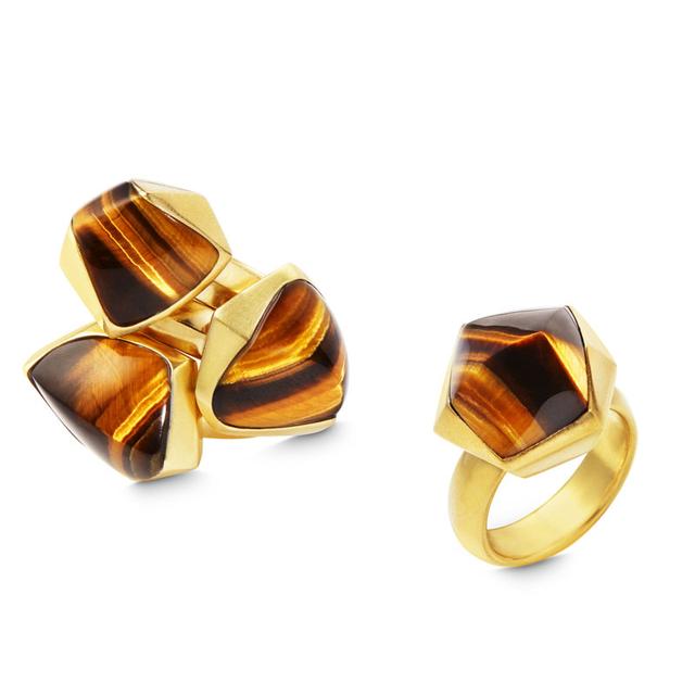 Stackable style asymmetric tiger's eye set in 20-kt yellow gold is bold enough to wear on its own. ow.ly/i4iF30b4sJn #katherinejetter