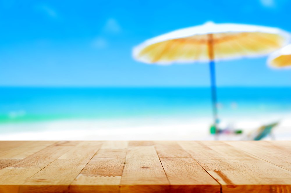 AXAIndonesia's tweet photo. Butuh liburan ke pantai? Yuk, simak lima pantai paling cantik berikut ini. Klik https://t.co/RNwEcNHMfF #AXAID https://t.co/5NvONdtFNl
