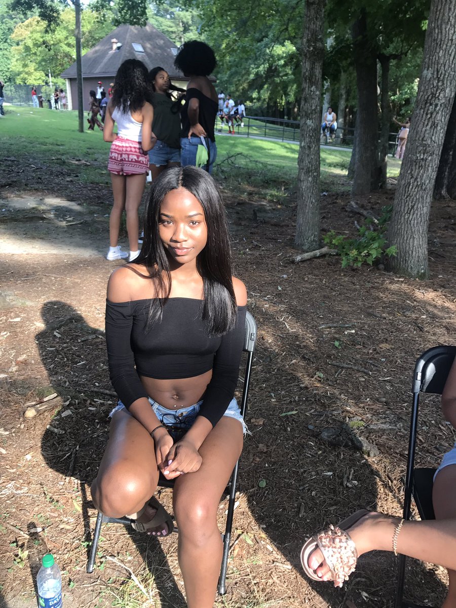 chloetarae's tweet photo. Feel like Mayweather period 🤑😘 https://t.co/0bQnyT8oYV