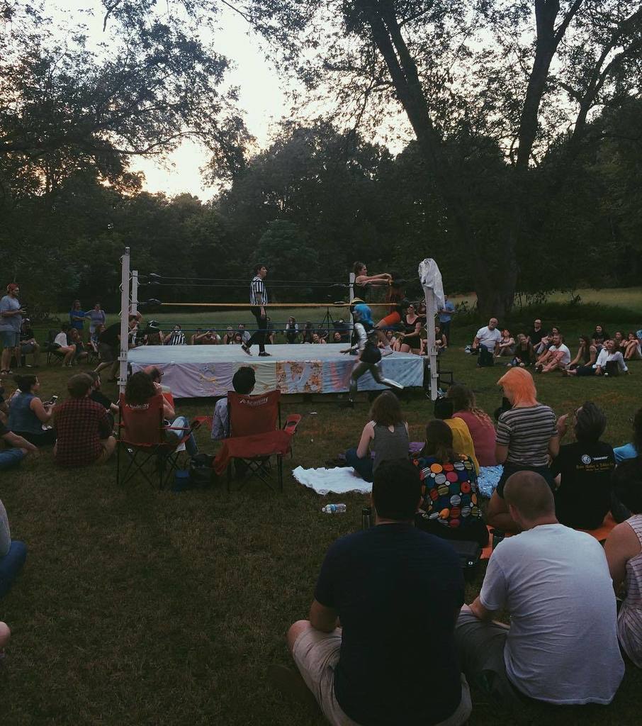 churchofdespair's tweet photo. Athens does women's wrestling #sumherslam https://t.co/z0jFaJy34J https://t.co/f0Hpy2pgJl
