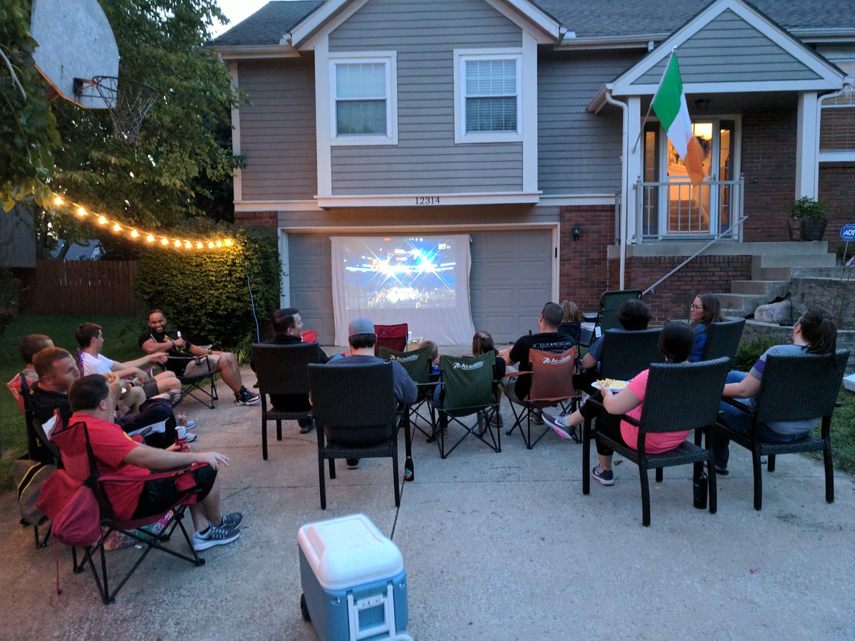pmman1205's tweet photo. #FightNight #HereToTakeOver #TeamMcgregor #Notorious #MayweatherVMcGregor #MayweatherMcGregor https://t.co/zM1vhqEbnp