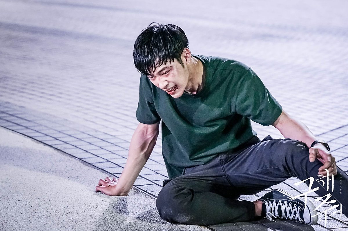 DIM9NDLUQAEKEpK.jpg:large