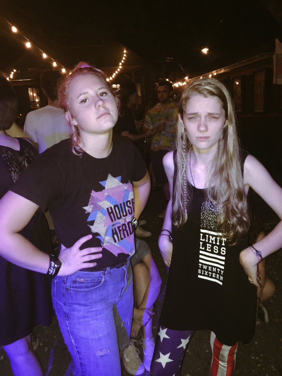 jenniferrliptak's tweet photo. **not pictured: the sweat, the singing, and over all pure bliss of every moment that happened two nights ago** https://t.co/P5uGqtxeg0