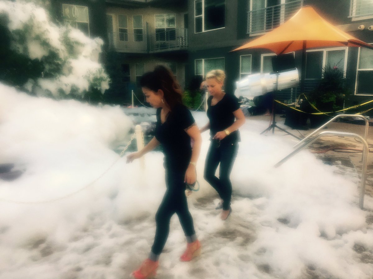 LDubbinDenver's tweet photo. #verandagetsepic https://t.co/aKvjNdNFls