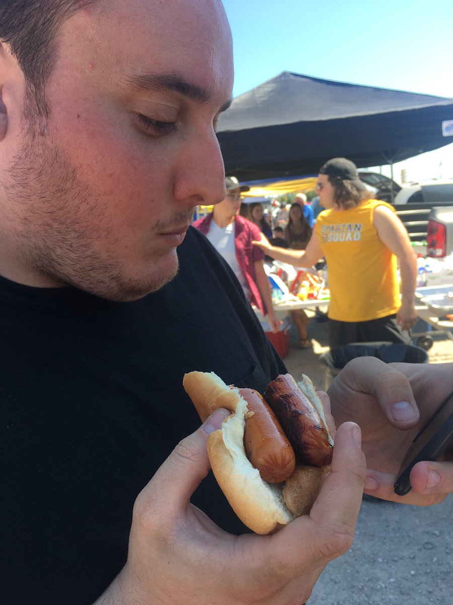 FakeNickD's tweet photo. The more weiners the better #fakenick https://t.co/WHc34tPLZ7