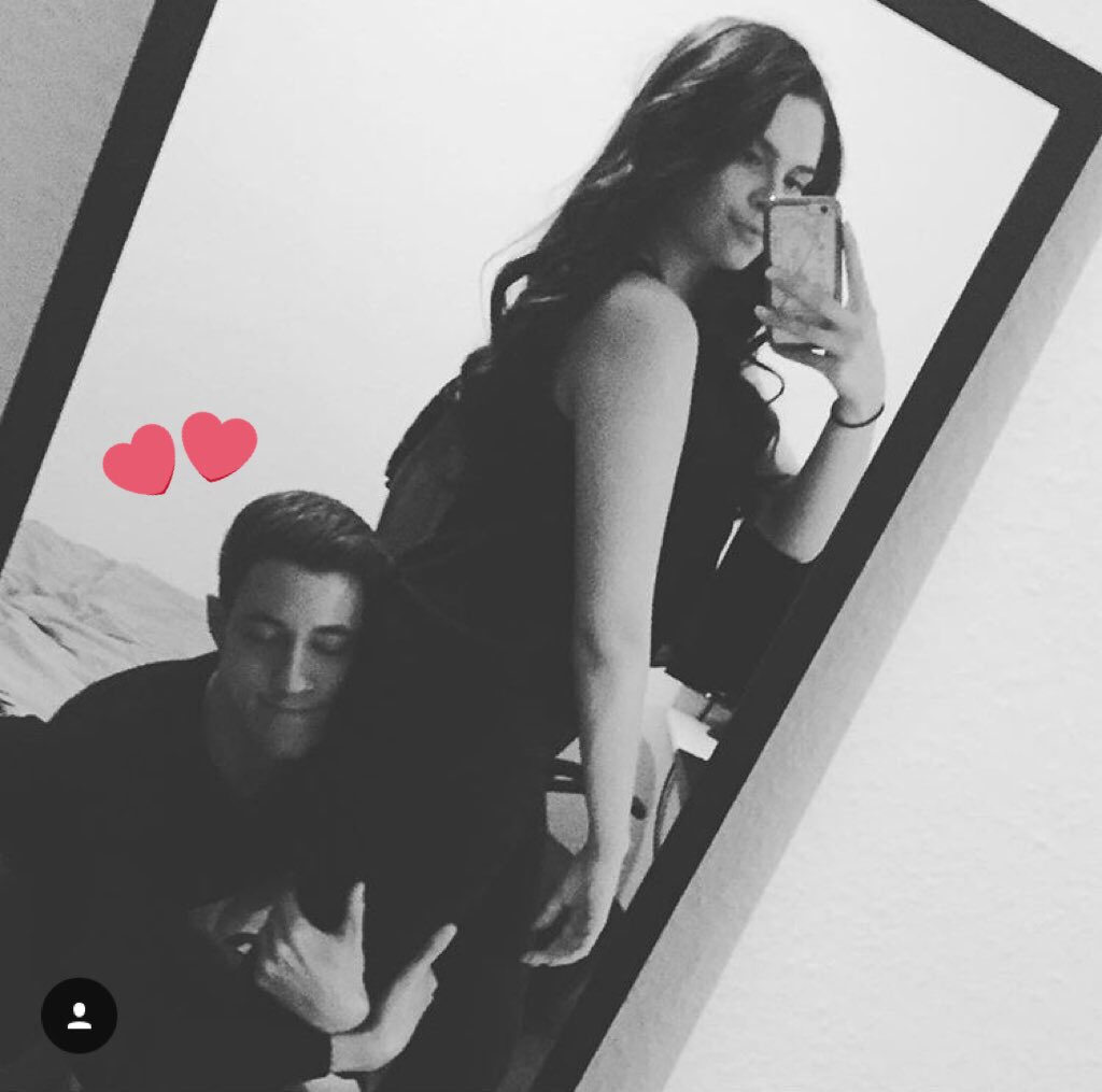 HandOfBlood's tweet photo. Das tollste Mädchen auf der Welt hat Geburtstag 😱 Ich liebe dich ❤️ @veylt 
SLAAAAAAAAAYYYYYYYYYYYY https://t.co/6dy1WNLeOR