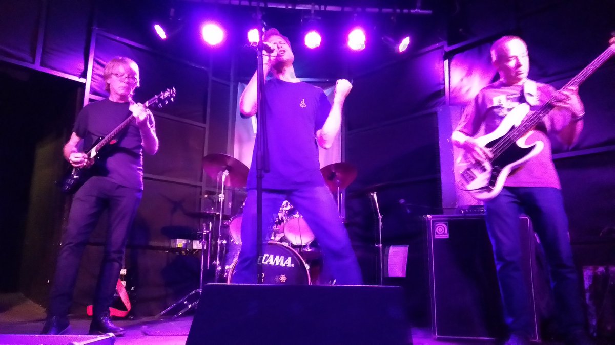 I appear to be at <a href="/twforum/">tunbridgewellsforum</a>