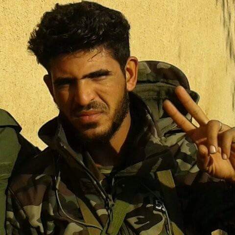 Halim66118389's tweet photo. يربات الفشك ما قصرت وفيت 
              وتعنيت المنايه رويحتك خضره 
ذواق الوطن ضاك الترافه البيـك 
               زفك من وكت قربان للـزهـره https://t.co/7NM15dvCpB