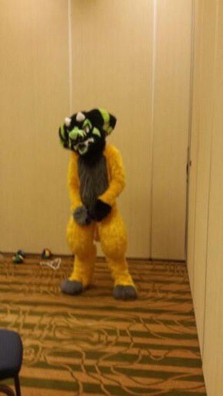 drowsysparks's tweet photo. got some pics from #fau2017 :) i'll be back sunday so if you spot me then come say hi and get a pic ok ily all https://t.co/IXZOoNfTo4