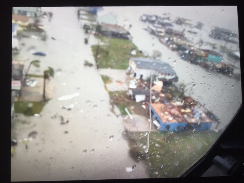 ChadRo77's tweet photo. Channel View looking towards #CopanoBay #holidaybeach #rockport #harvey #hurricaneharvy https://t.co/pd7PTfHqrL