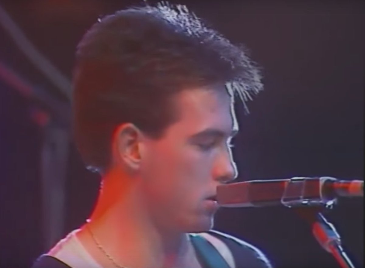 Watch The Cure’s First TV Appearance in 1979 … Before The Band Got Its Goth Look bit.ly/2reyu7e